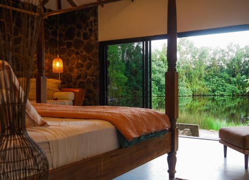 The Lake House in Mission Beach