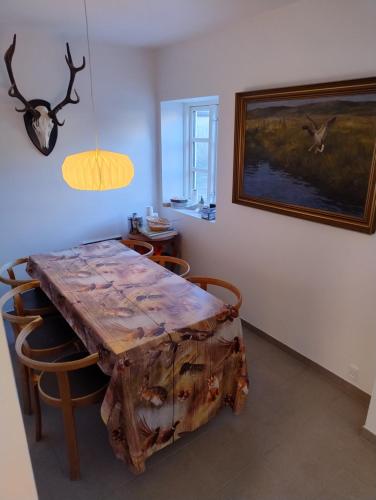 gedeelde lounge/tv-ruimte, Langemose B&B - Bed&Bath in Ringsted