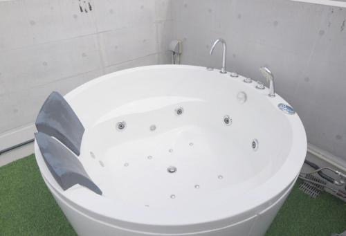 The No10 Miyako Pool villa