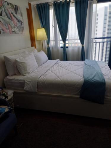 Cozy Suites in Air residence, Manila