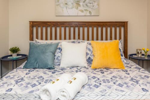 Modern 1BR King Bed Near Rideau River & DT