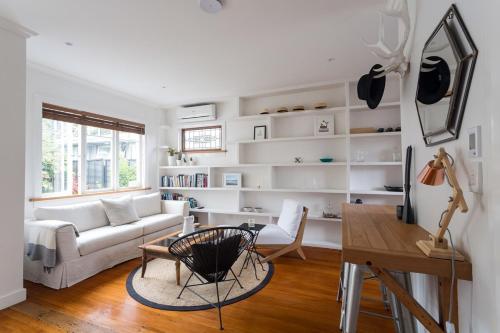 Kohimarama Beach 2 Bedroom Charmer, Auckland