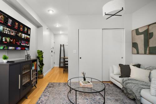 Stylish 2BR Apartment in the Heart of East Village, New York (photo 7)