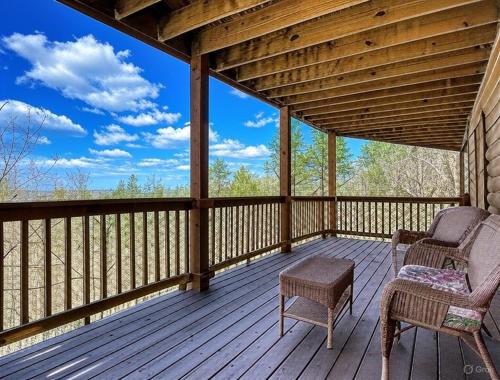 Wilderness Lodge, Hot Tub, Game Room, Pool Access, 560 FREE tickets each paid day in Wears Valley (TN)