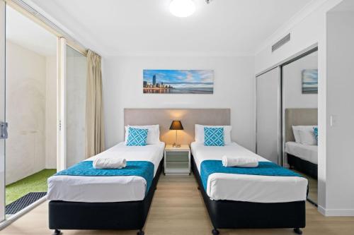 Two Bedroom Two Bathroom Ocean View Apartment image 10