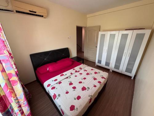 Spacious Miri First House near Miri repülőtér