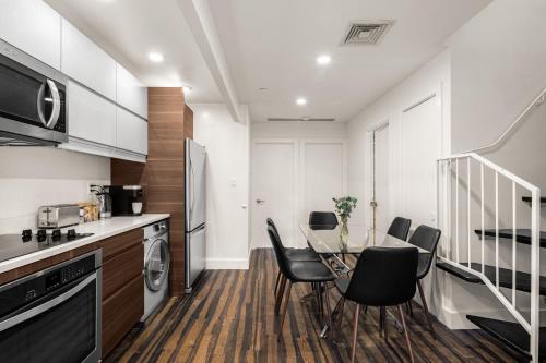 Lower Manhattan 3BR Gem, Perfect for Families, New York (photo 9)