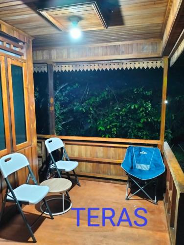 Ayu Islamic Homestay - Ternate