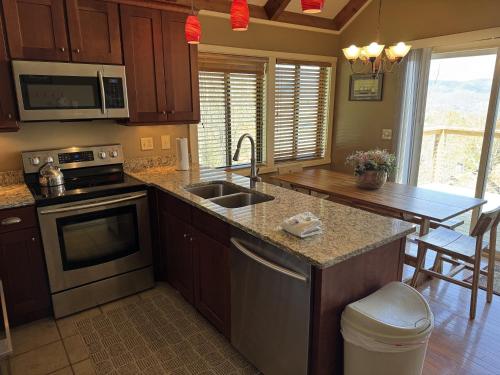 Mossy Creek 117 Home in Sugar Mountain, USA