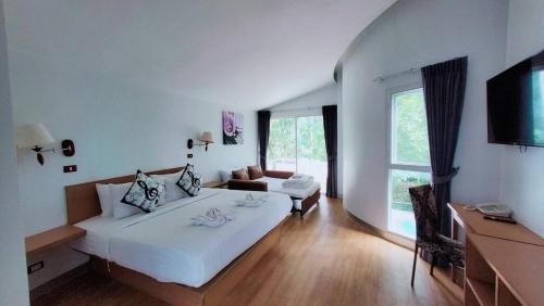 room detail thumbnail 0