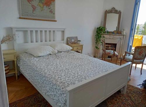 Arty room, Nice (photo 5)