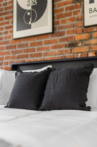 Rustic NYC Apartment in Trendy Hudson Yard, New York (photo 7)