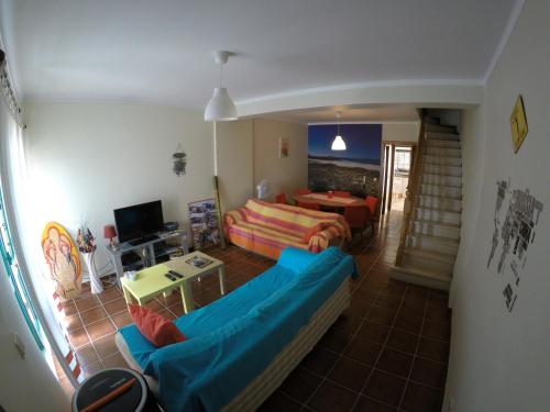 Supertubos Beach Hostel - image 3