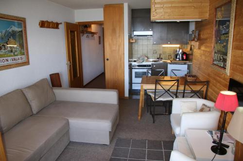 Melezes S 031 - SKI LIFT studio 4 pers