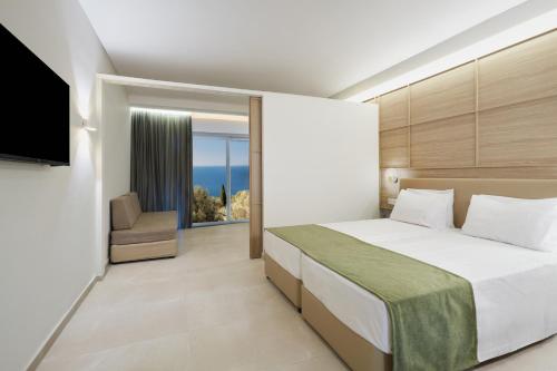 Family Room with Sea View room in Eleni Holiday Resort