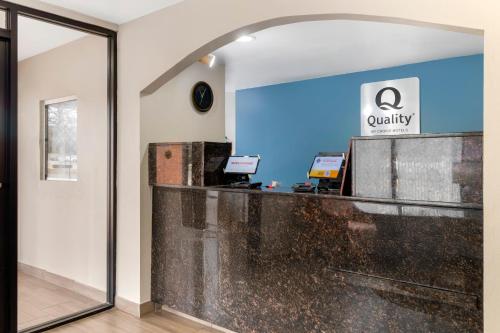 Days Inn by Wyndham Decatur Priceville I-65 Exit 334 - image 14