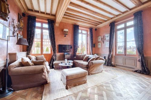 Luxurious 4 bedroom duplex, 200m from Place Morny - Location saisonnière - Deauville