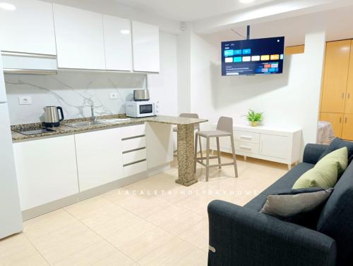 La Caleta Holiday Homes 2
