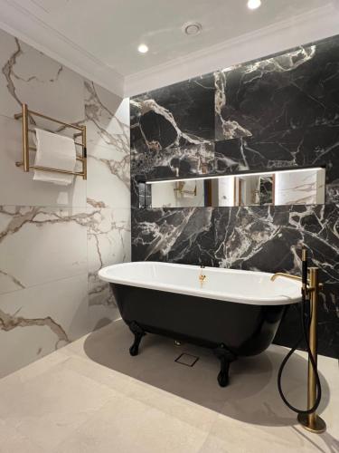 Bathroom, Villa Hotel Theresa in Rakvere