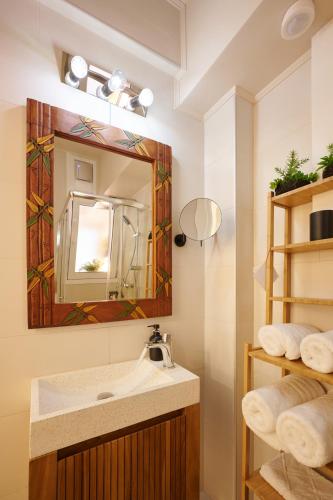 Rastoni Athens Suites near Acropolis - image 2