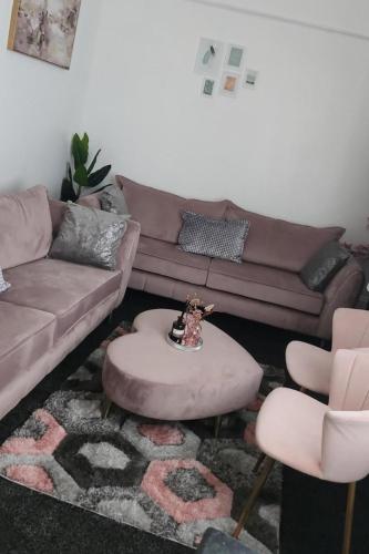 1 Bed - Sleeps 4 - Wolverhampton City Centre, Wolverhampton