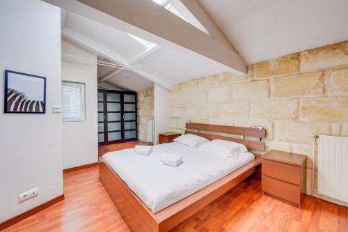 Spacious, quiet flat in the heart of Bordeaux, Bordeaux (Foto 3)