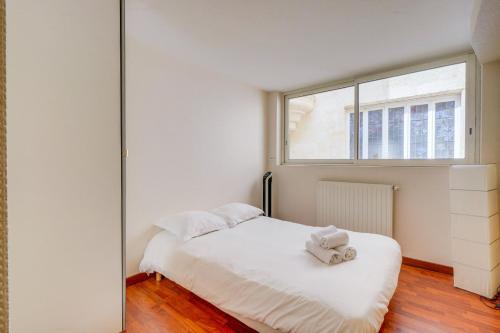 Spacious, quiet flat in the heart of Bordeaux, Bordeaux (Foto 8)