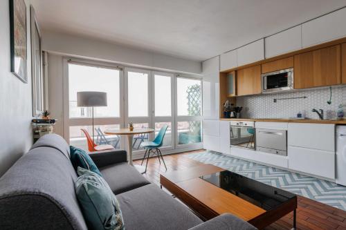 Charming apartment with balcony and view - 1BDR 2P - 19th arr - image 13