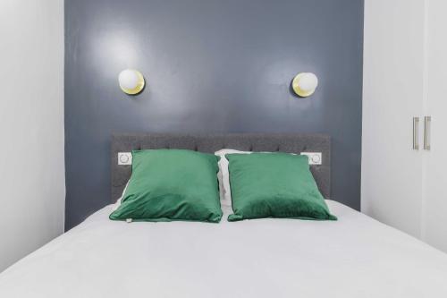 Charming Apartment 2BR/6P - Gare de l'Est - image 13