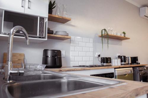 Sage And Vine Studio in Van Riebeeck Park