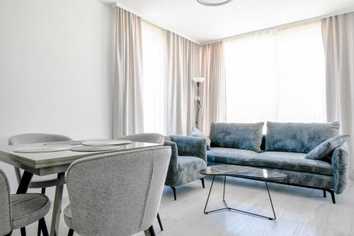Crème Lux - Elegant 1BD in Manastirski Livadi by Flat Manager, Sofía