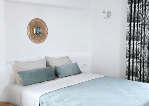 Suite with Private Pool image 3