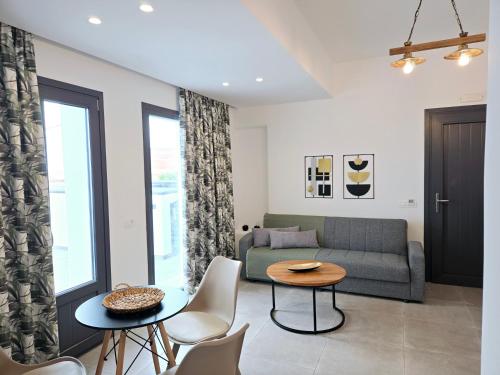 Suite with Private Pool image 6