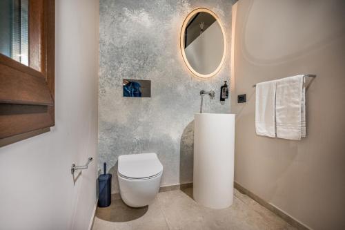VILLA PROVENZA 12&4 Emma Villas - image 2