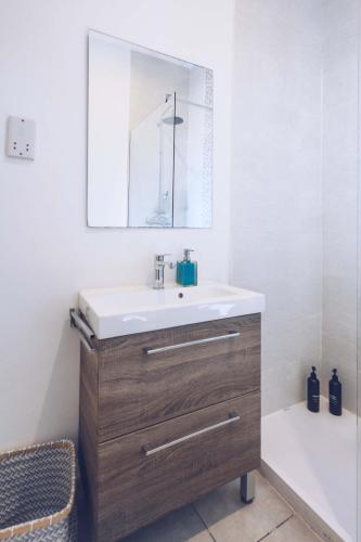 2BR in the Zoko contemporary and convenient, Gibraltar (photo 9)