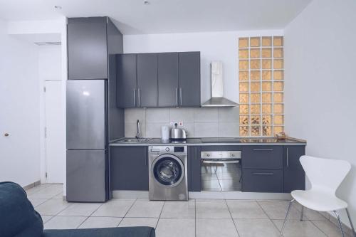 2BR in the Zoko contemporary and convenient, Gibraltar (photo 10)
