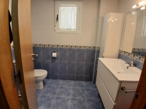 Three-Bedroom Apartment image 5