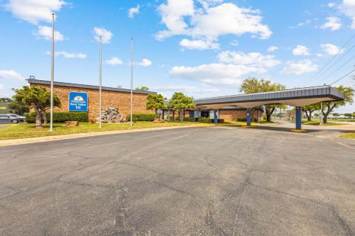 Americas Best Value Inn Fort Worth/Hurst