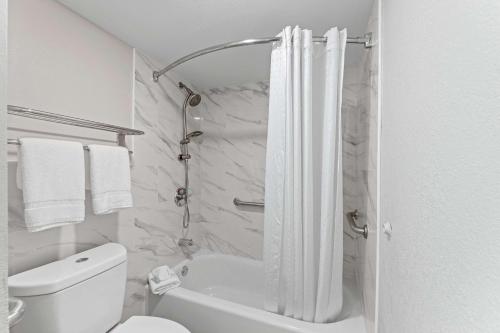 Americas Best Value Inn-Ft. Worth/Hurst - image 12