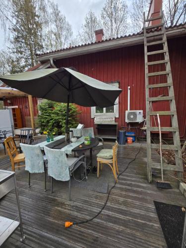 Private room in a 250 years old house in Toivola