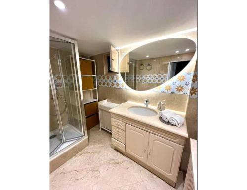 Elegant apartement - AC 2BR-6P- Palais des Congrès - image 7