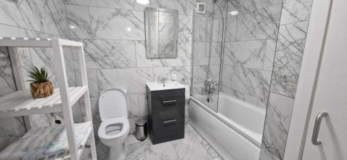 Modern Trendy & Spacious 2BD in Temple Bar, Dublín (foto 3)