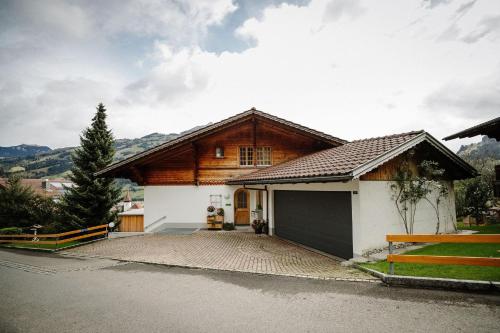 Alba in Frutigen Town Center