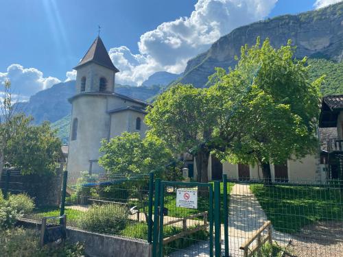 Aktivitātes, Maison de village au pied de la montagne in Saint-Hilaire (Rhone-Alpes)