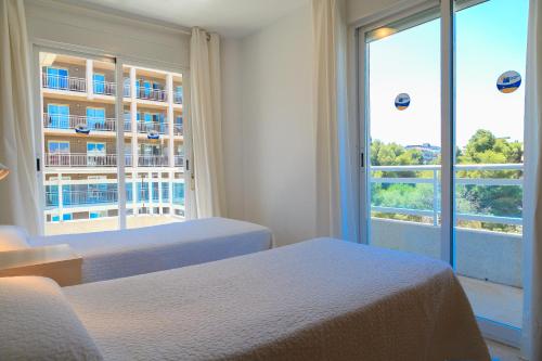 Two-Bedroom Apartment image 5