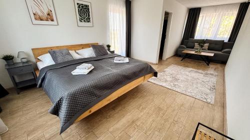 1 queen bed
