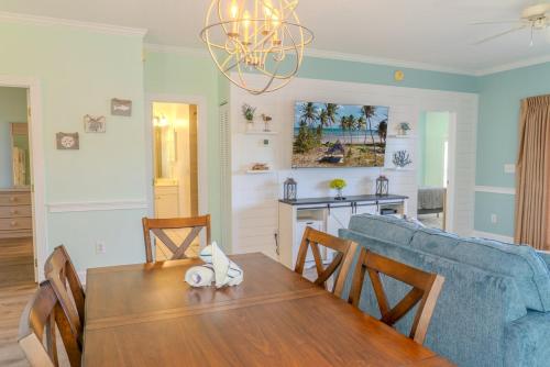 Ground Floor Condo 2 bed 2 bath Riverwalk at Arrowhead Country Club Unit 104 in 森林溪