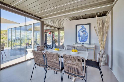 Pubi/sohvabaar, Heliades Villas in Gavrion