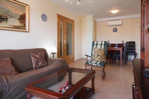 UHC Larimar Family Complex Superior - image 3