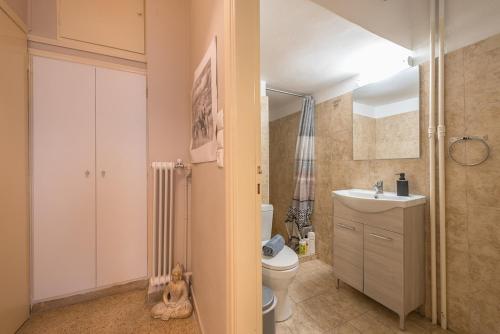 Elegant Hermes Suite in Athens, by Acropolin, Athens (photo 7)